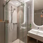 Oru Hub - Handwritten Collection 4* Tallinn