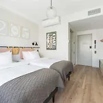 Oru Hub - Handwritten Collection Hotel Reval