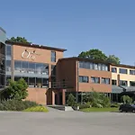 Oru Hub - Handwritten Collection Hotel Reval