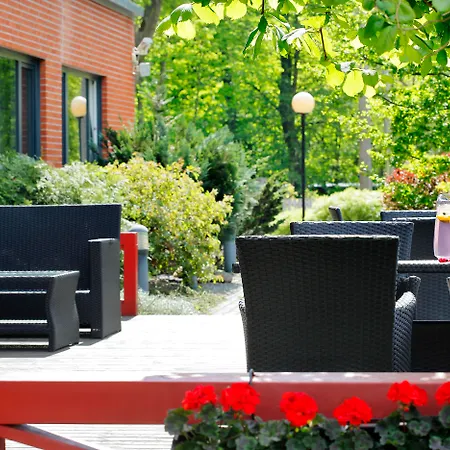 Oru Hub - Handwritten Collection Hotel