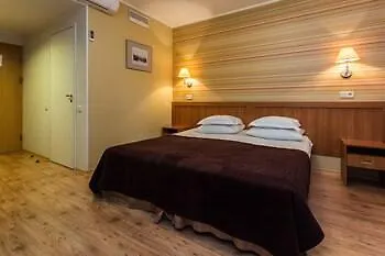 Hotel Oru Hub - Handwritten Collection