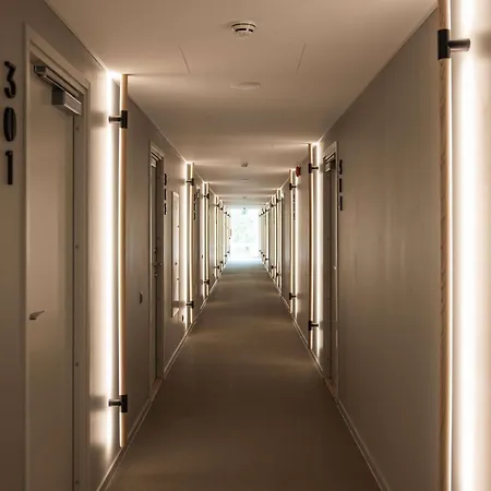 Oru Hub - Handwritten Collection Reval