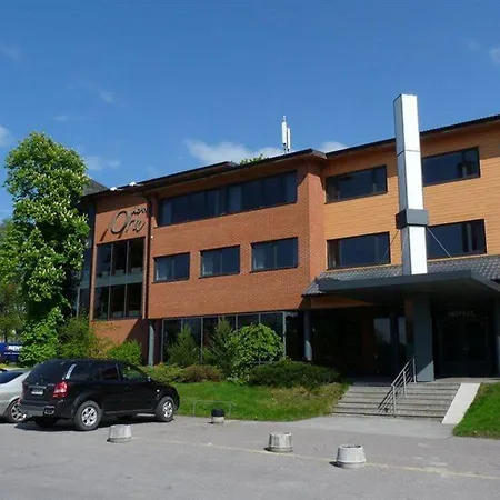 Hotel Oru Hub - Handwritten Collection