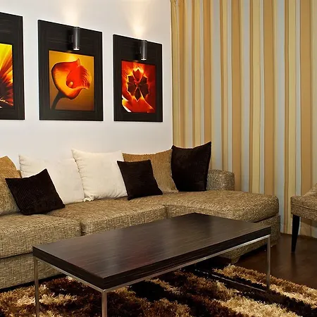 Oru Hub - Handwritten Collection Hotel