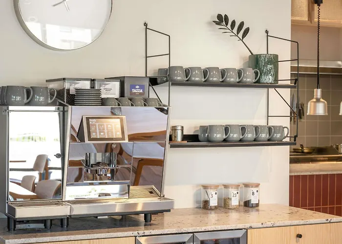 Hotel Oru Hub - Handwritten Collection Talin