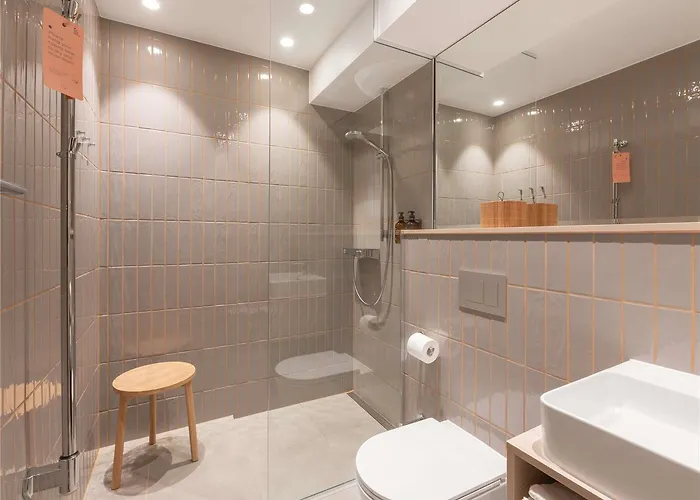 Oru Hub - Handwritten Collection Hotel