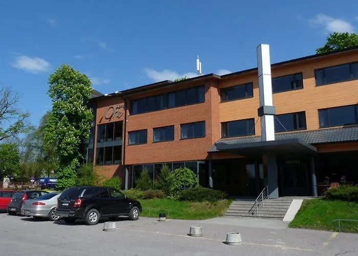 Hotell Oru Hub - Handwritten Collection