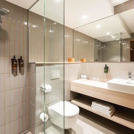 Oru Hub - Handwritten Collection Hotell