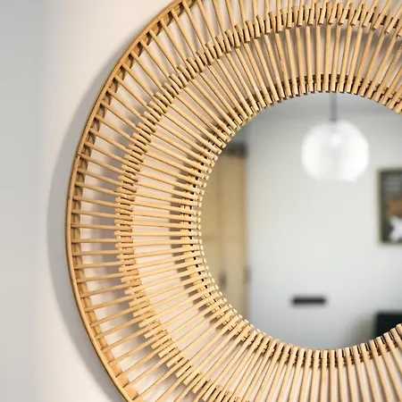 Hotel Oru Hub - Handwritten Collection