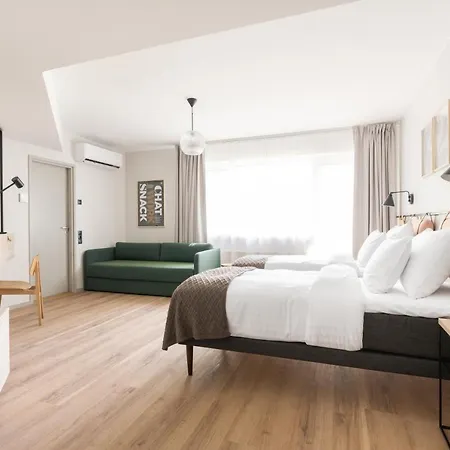 Oru Hub - Handwritten Collection Tallin