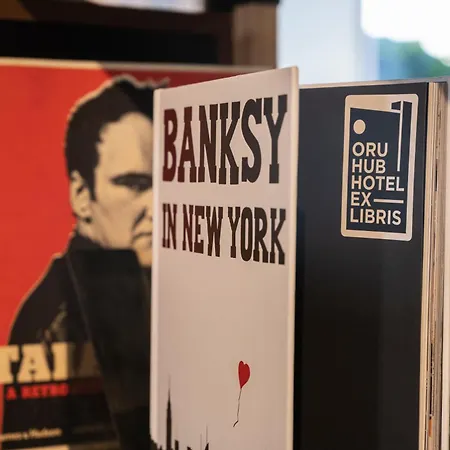 Oru Hub - Handwritten Collection Tallin